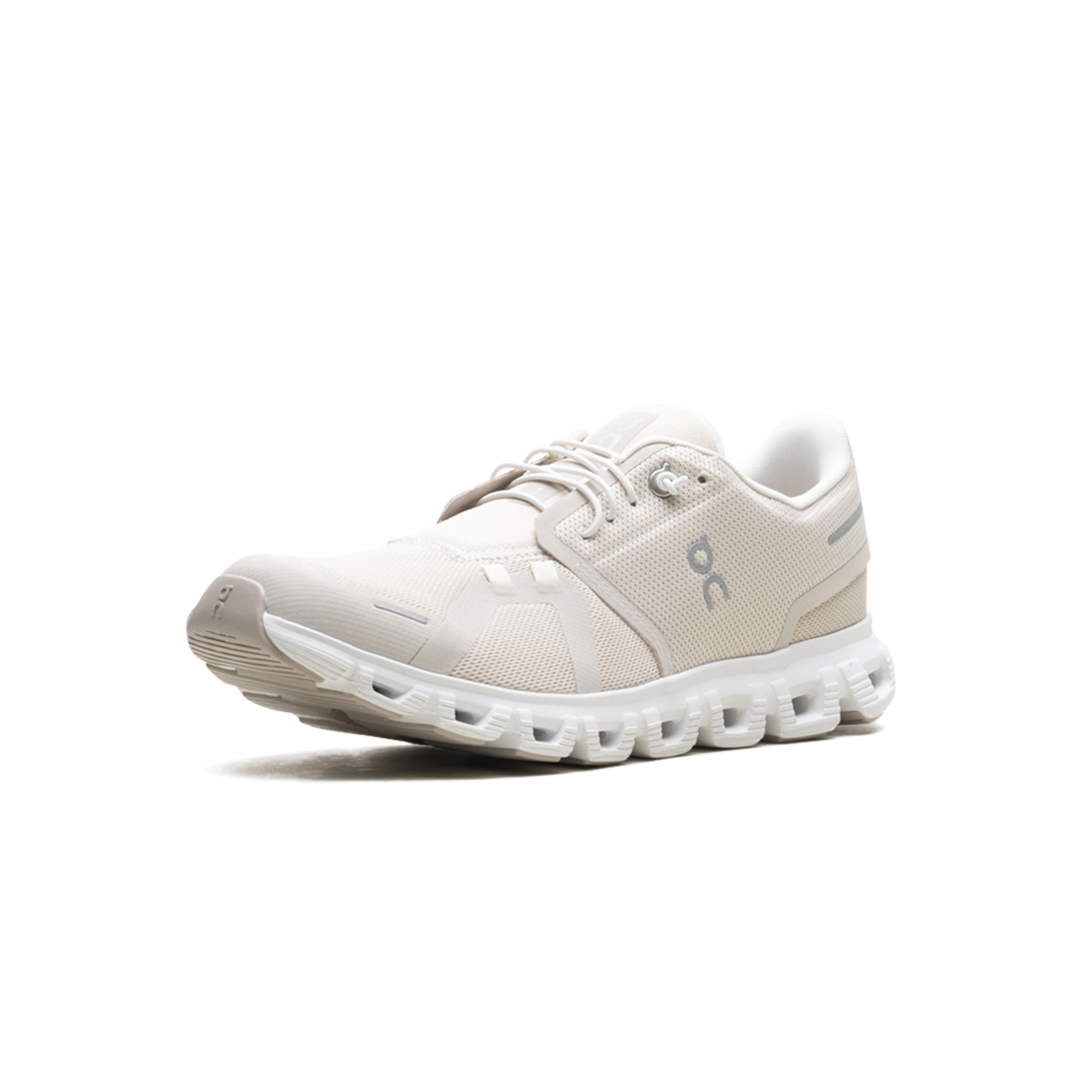 On Women's Cloud 6