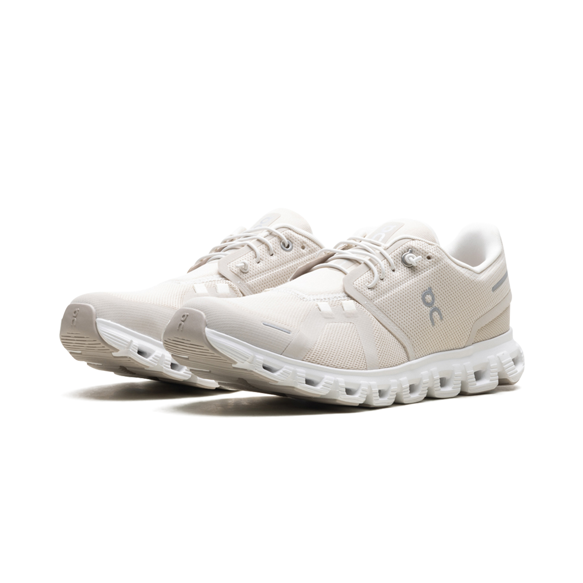 On Women's Cloud 6