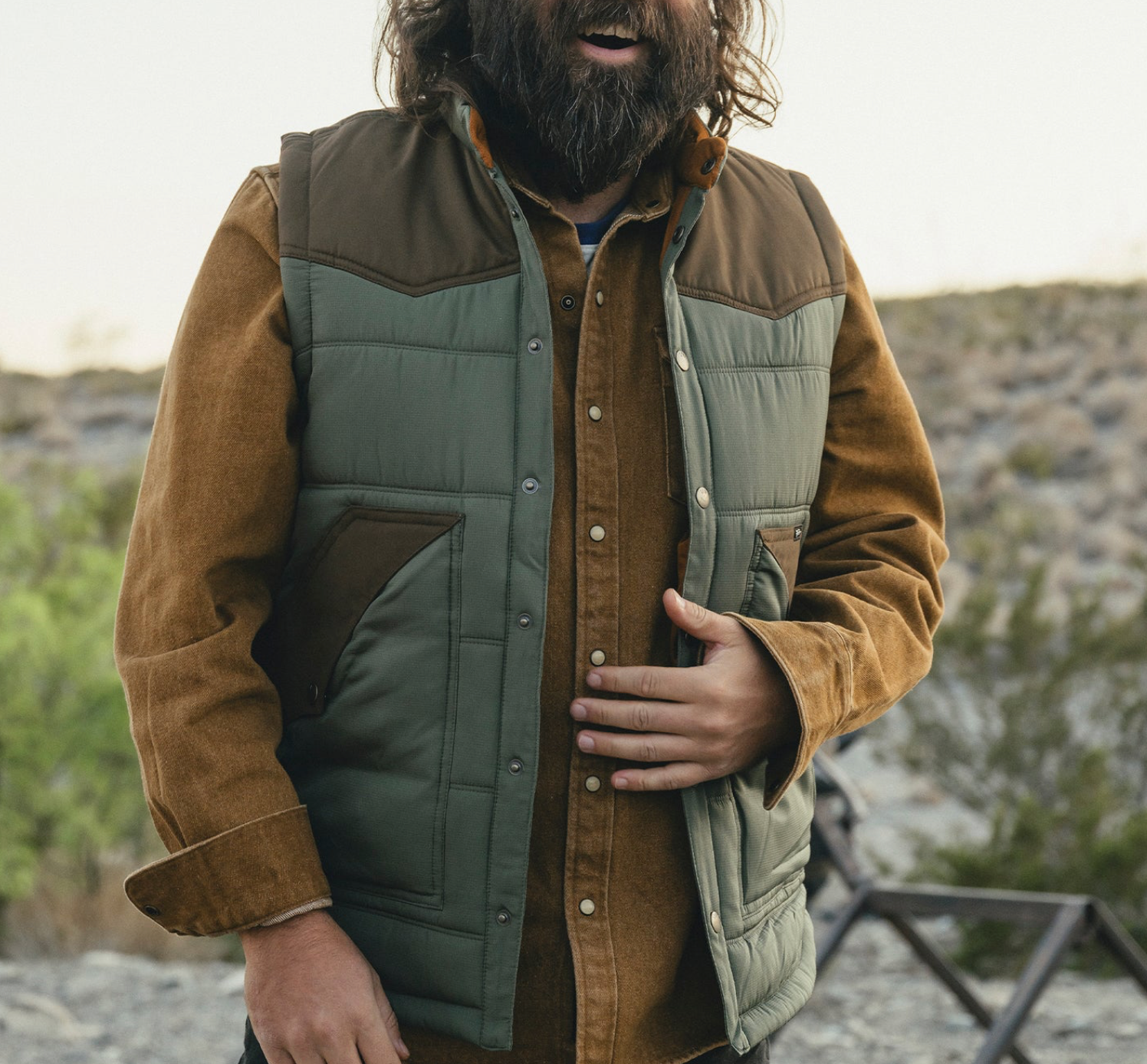 Howler Rounder Vest