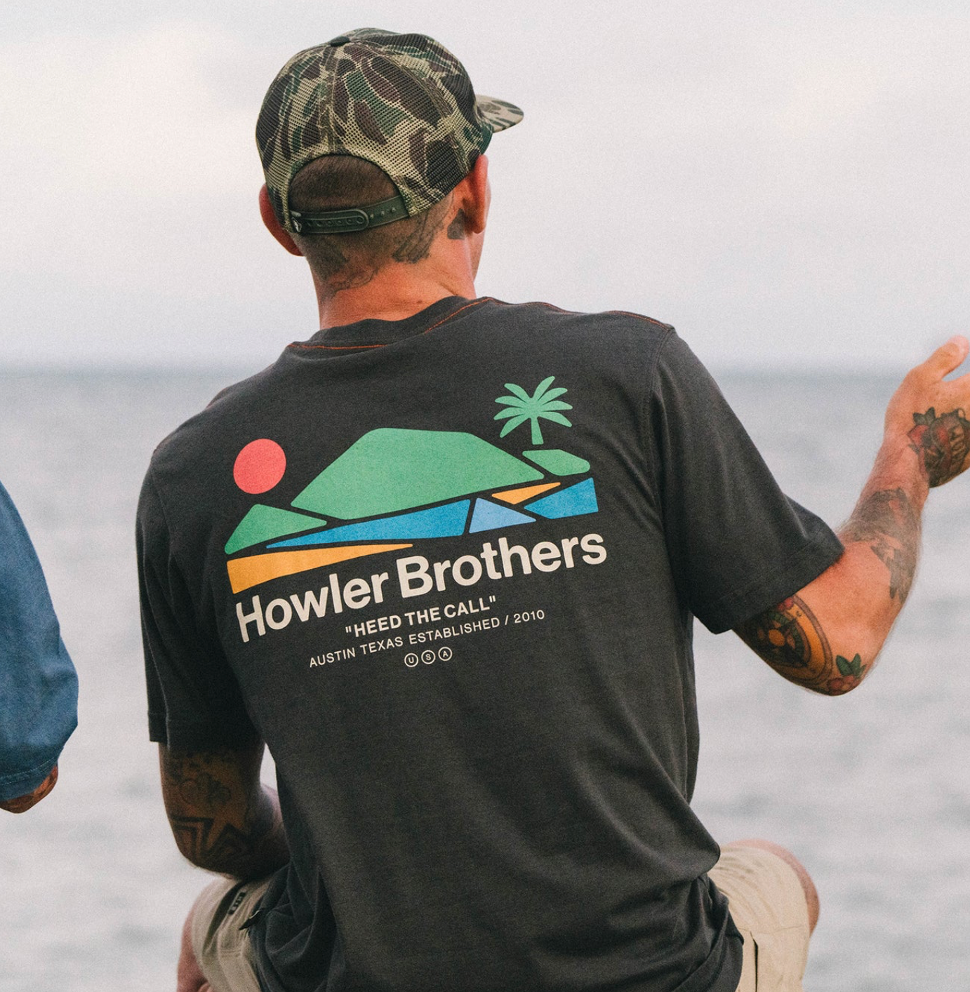 Howler Brothers Men's Bahía de Howler Tee