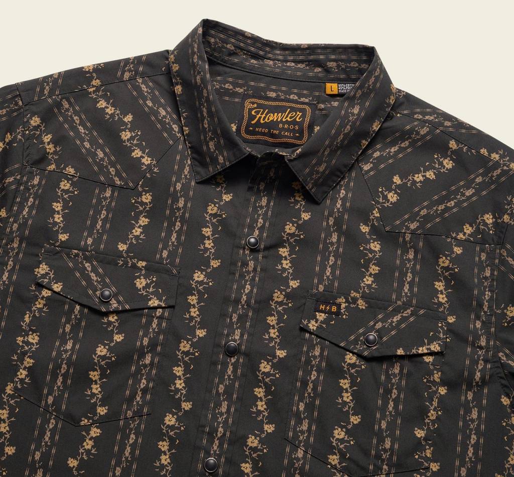 Howler H Bar B Snapshirt