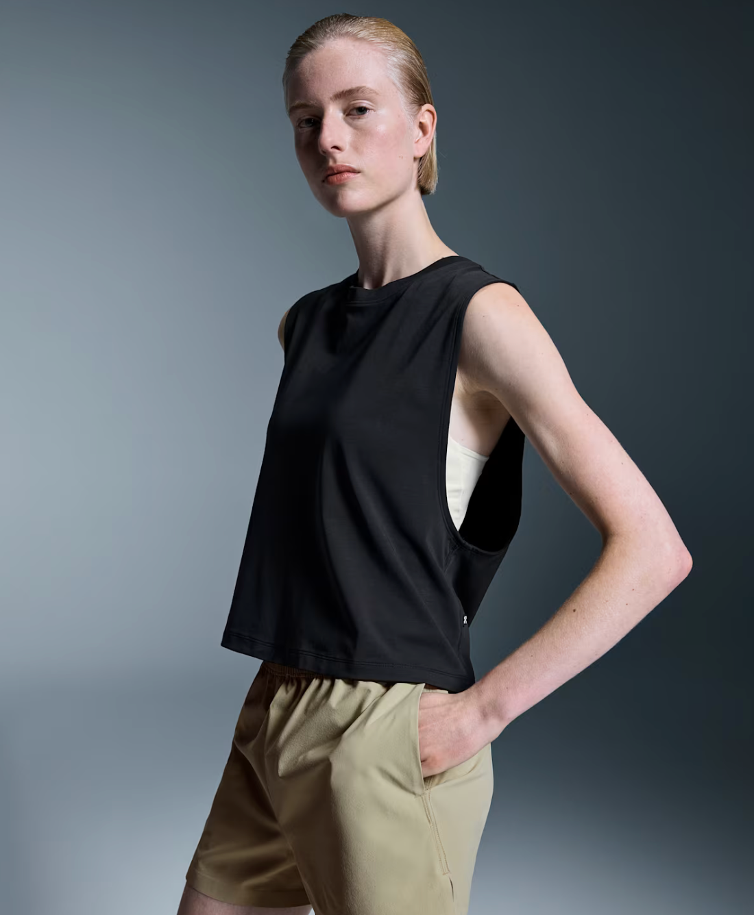 On Women's Focus Crop
