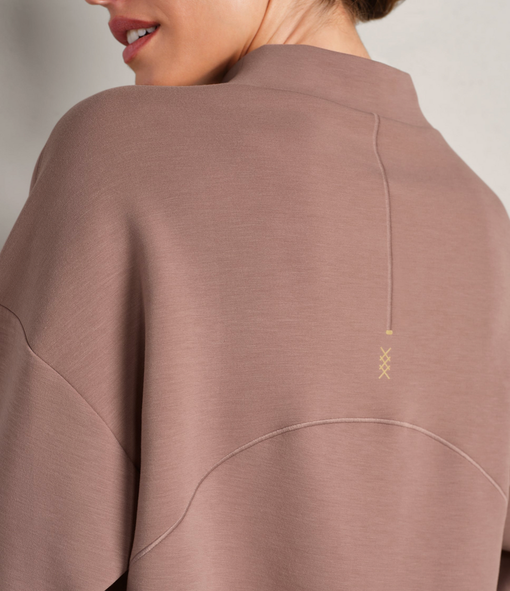 Rhone Women's Dreamglow Cropped Mock Neck