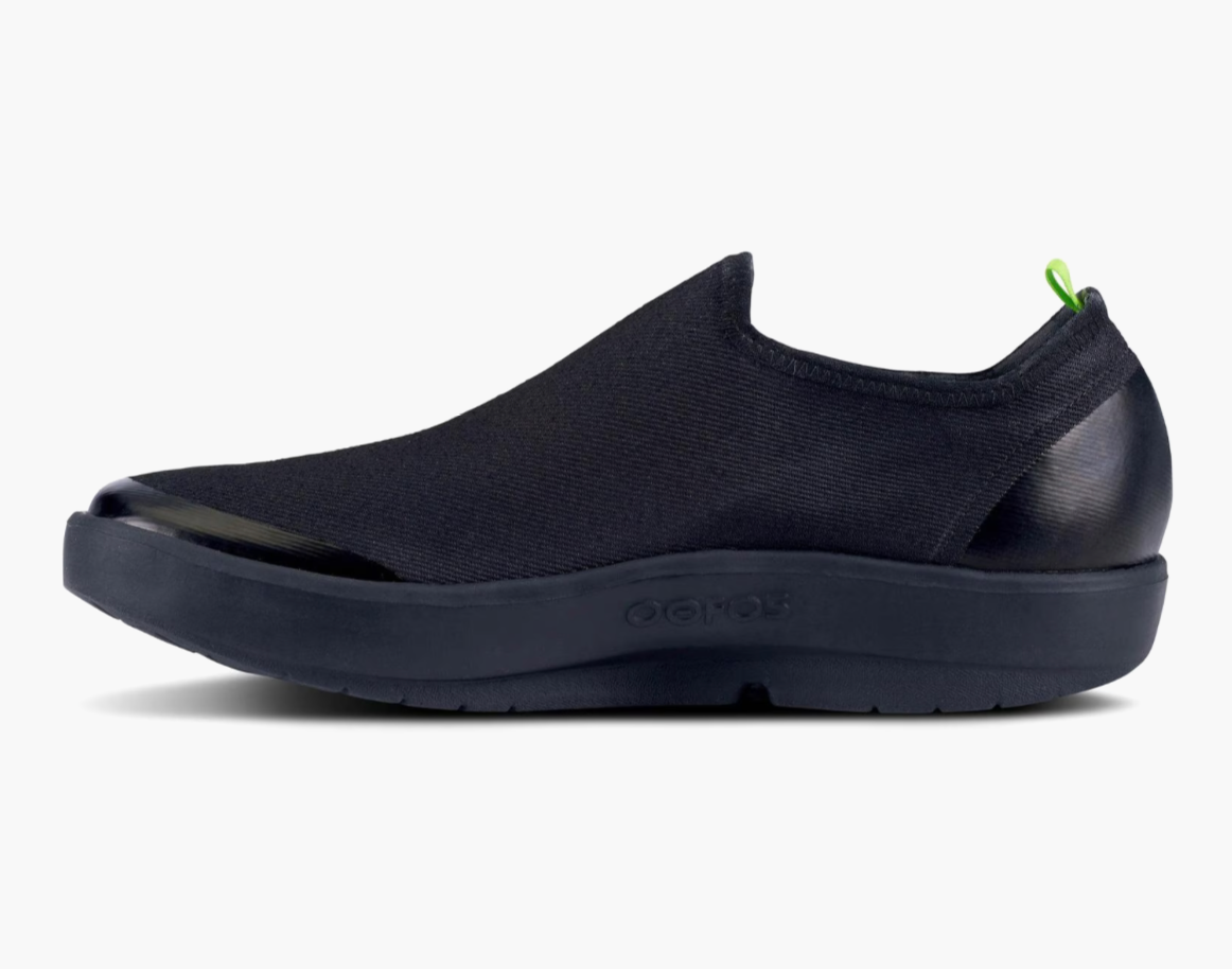 Oofos Men's OOMG EEZEE