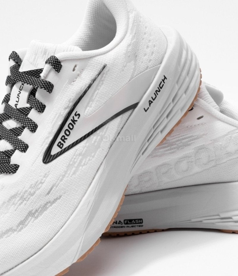 Brooks Women's Launch 11