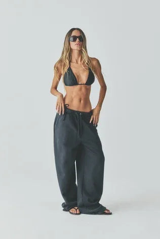 Elwood Core Straight Leg Sweatpant