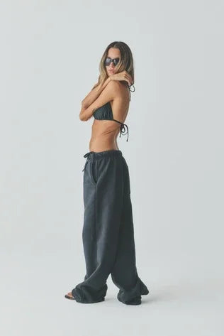 Elwood Core Straight Leg Sweatpant