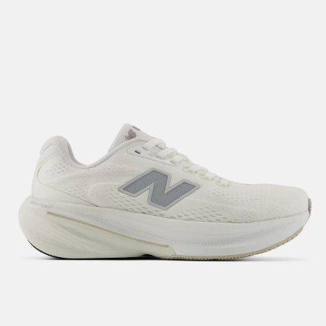 New Balance Women's 860v15