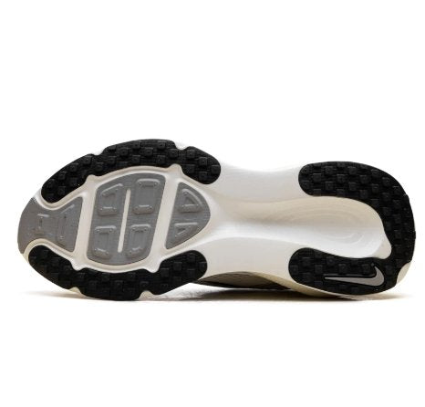 NIKE M VOMERO 18
