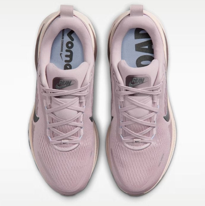Nike Women's Vomero 18