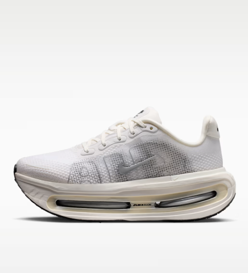 Nike Women's Vomero Premium Ess