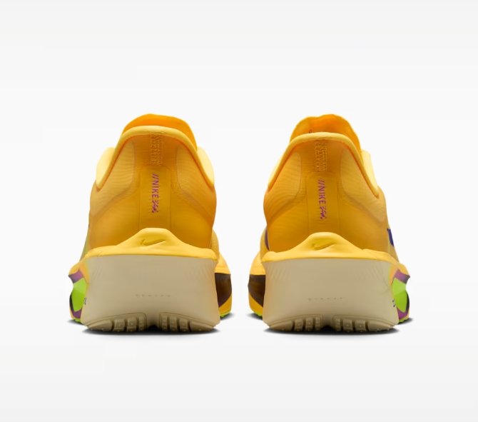 Nike Women's Zoom Fly 6