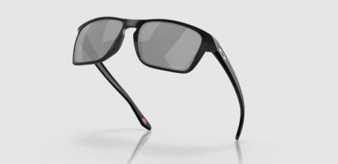 Oakley Sylas