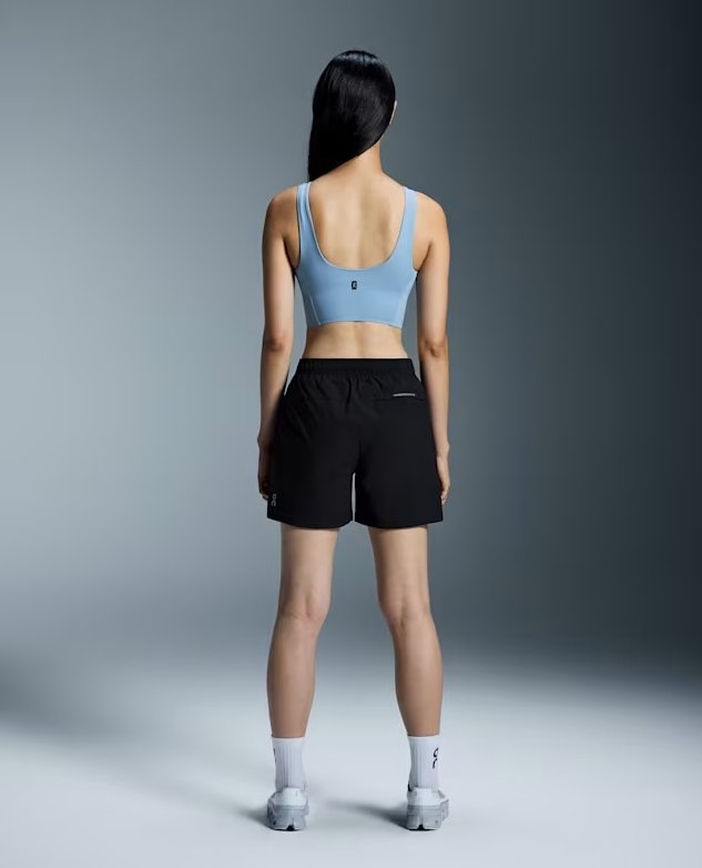 ON Women's 5" Core Shorts