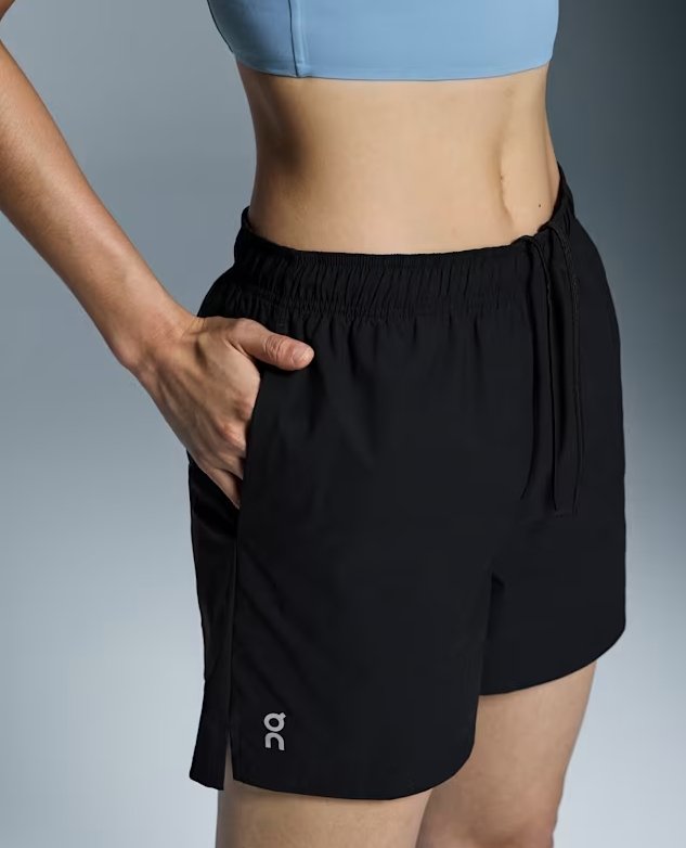 ON Women's 5" Core Shorts