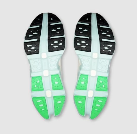 On Women's Cloudmonster 3 Hyper