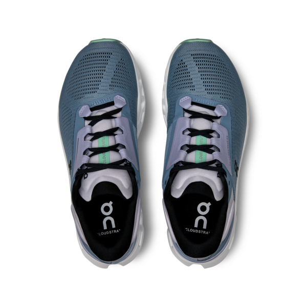 On Women's Cloudstratus 3
