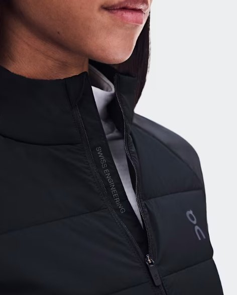 On Women's Weather Hybrid Jacket