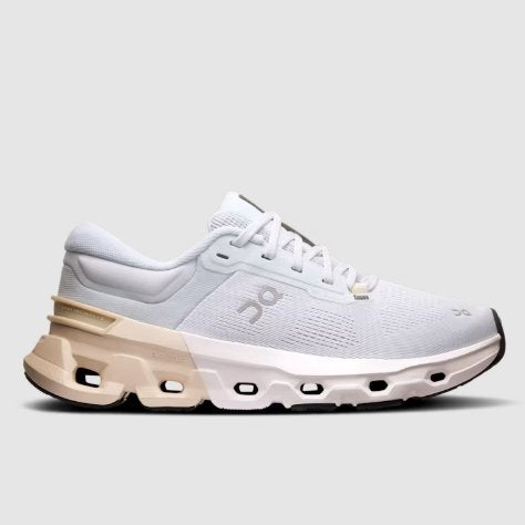 ON Women's Cloudflyer 5
