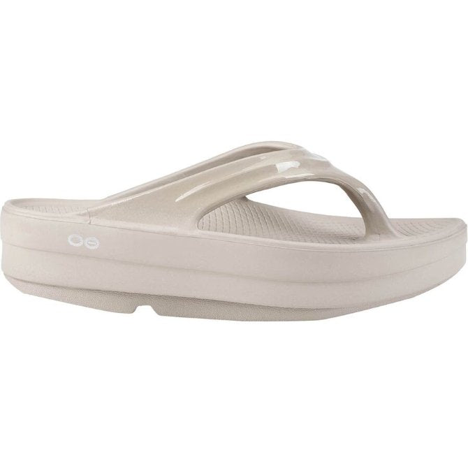 OOFOS Women's OOMEGA Thong